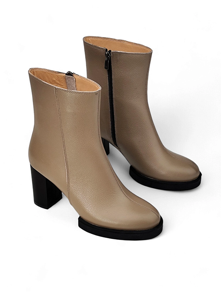 بوت چرم زنانه WS4006