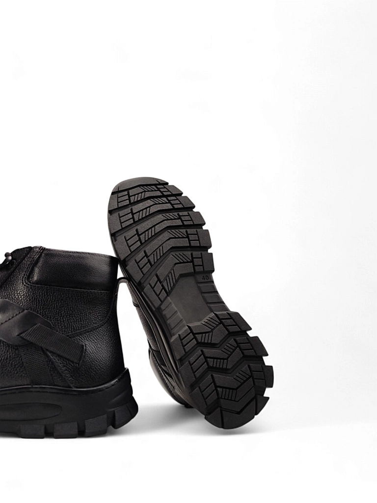 بوت مردانه s4038