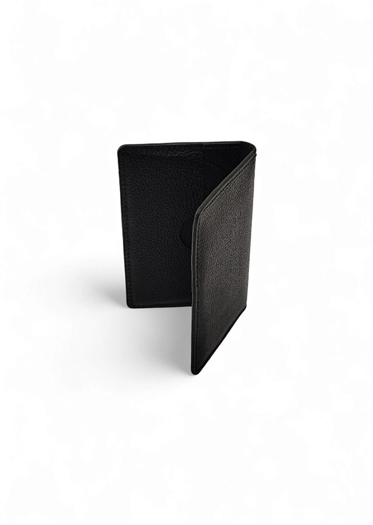 جاکارتی A2004