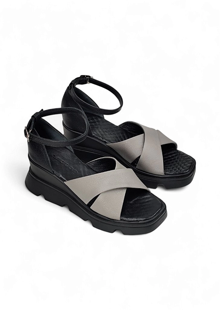 صندل زنانه Ws51029