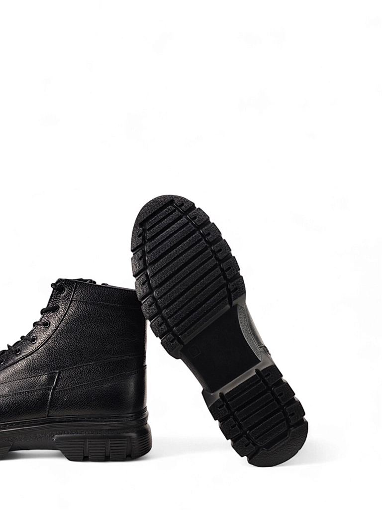 بوت مردانه s4057